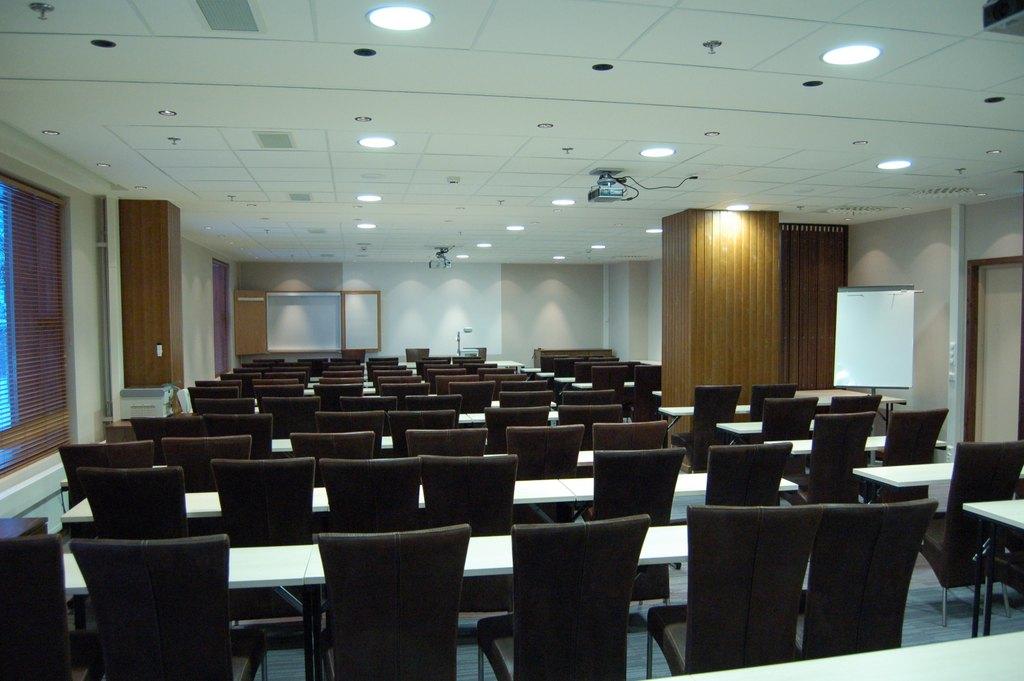 Meeting-hotel-tunturi-lapland-finland