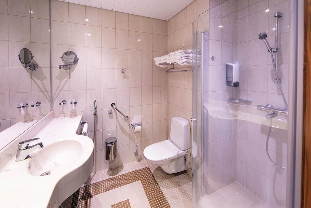 Spa Hotel Sani Bathroom